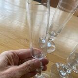 4 Champagne flutes