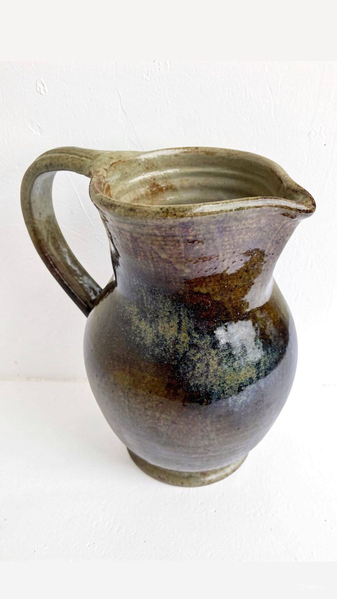 Handmade and signed glazed stoneware pitcher – Atelier de La Borne / Puisaye