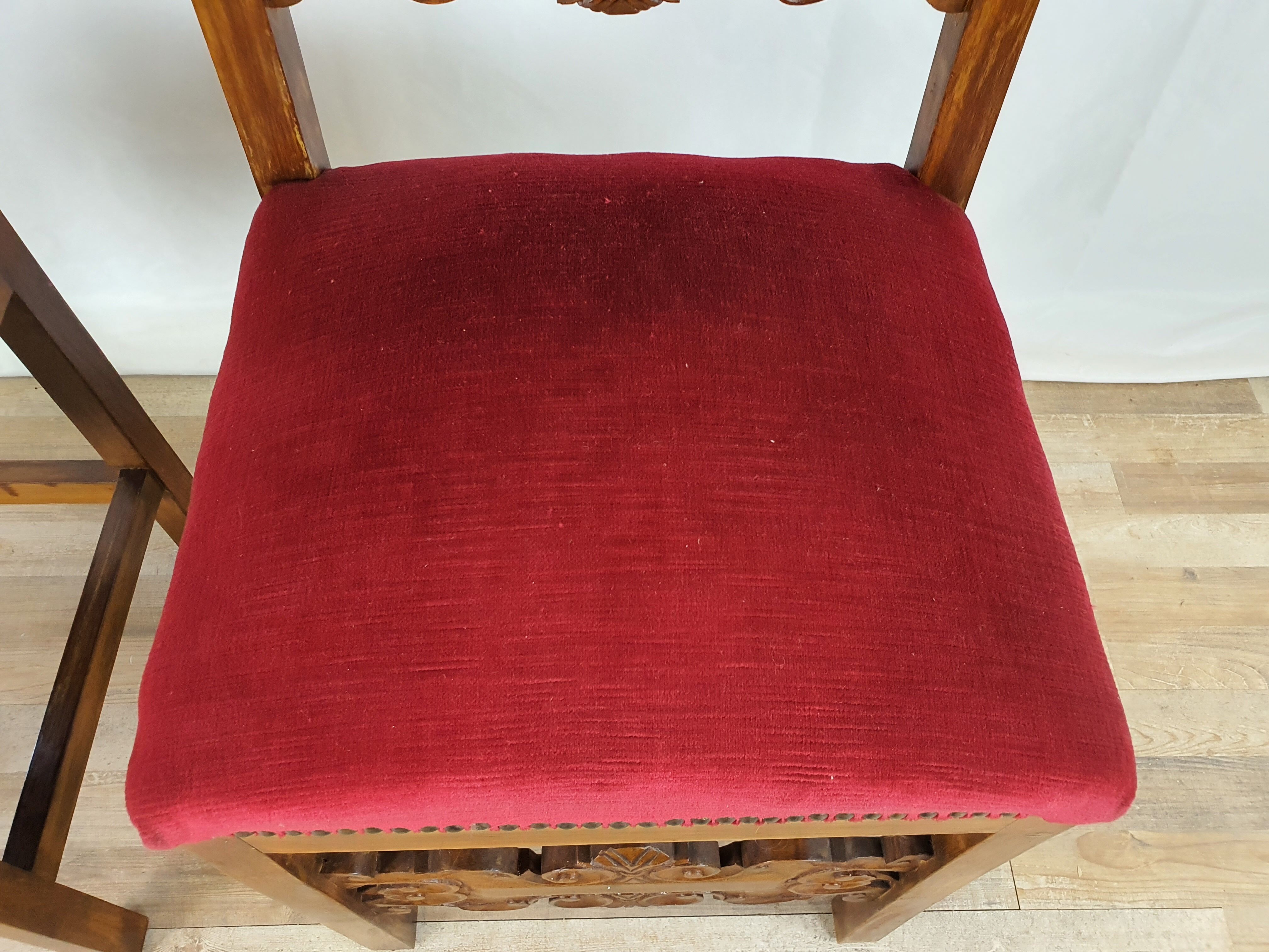 Pair of Renaissance chairs from the early 1900s