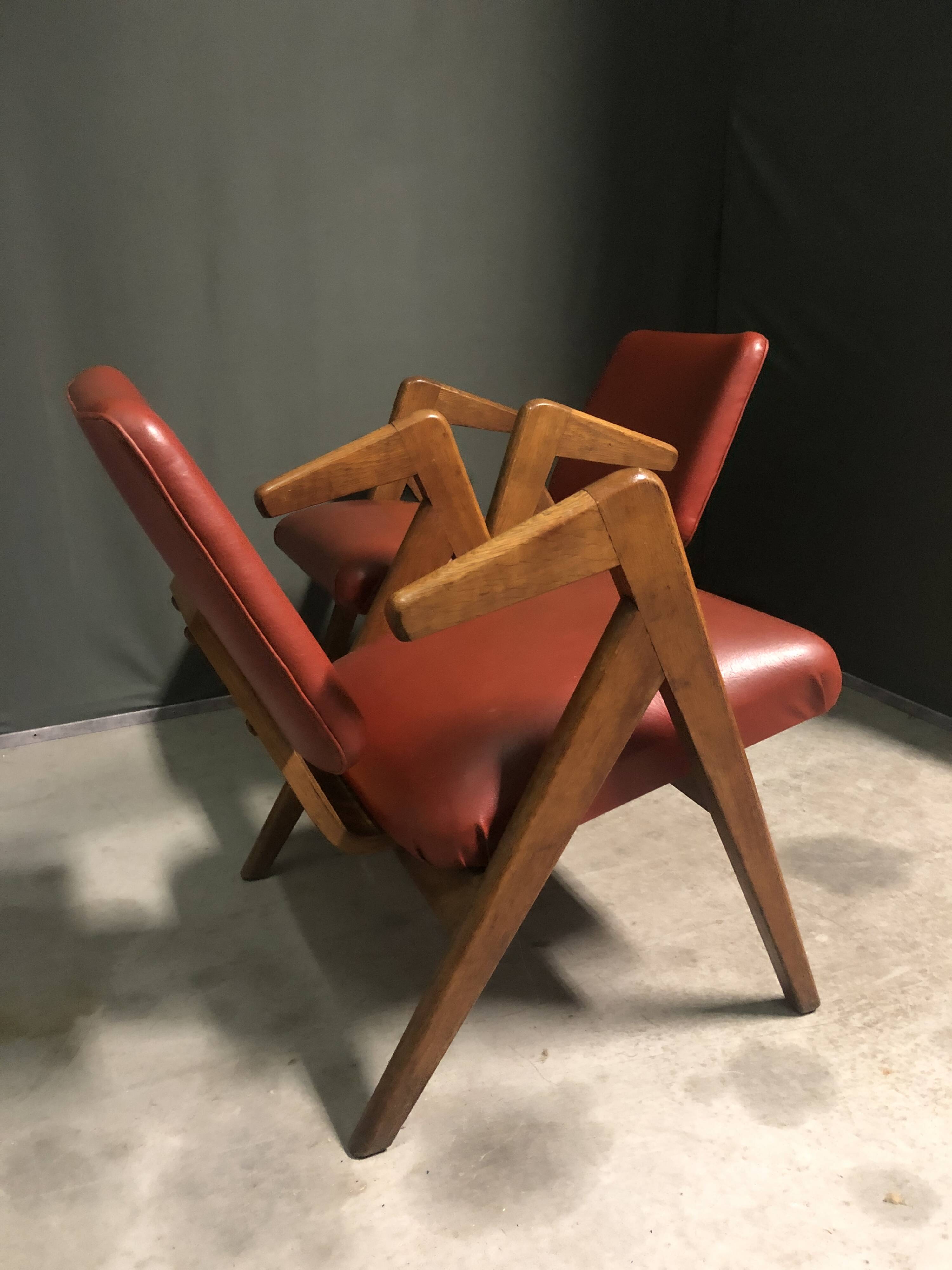 Pair of Hillestak armchairs designed in 1950s by Robin Day for Hille,