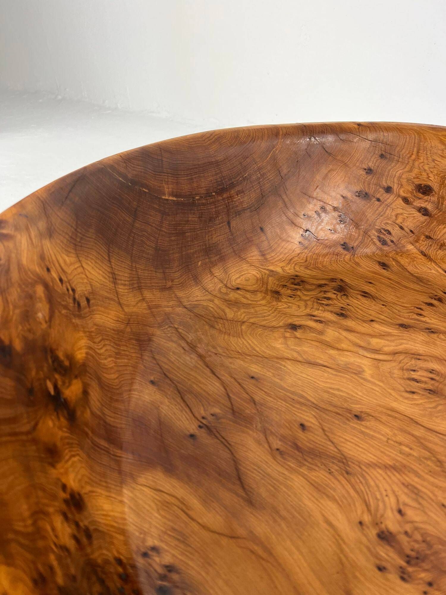 Large plate made of thuya root, Morocco, 1980s, Ø70 cm