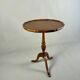 Table d'appoint sur pied vintage