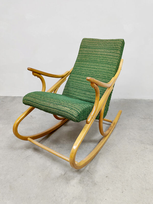 Rocking-chair vintage en bois courbé