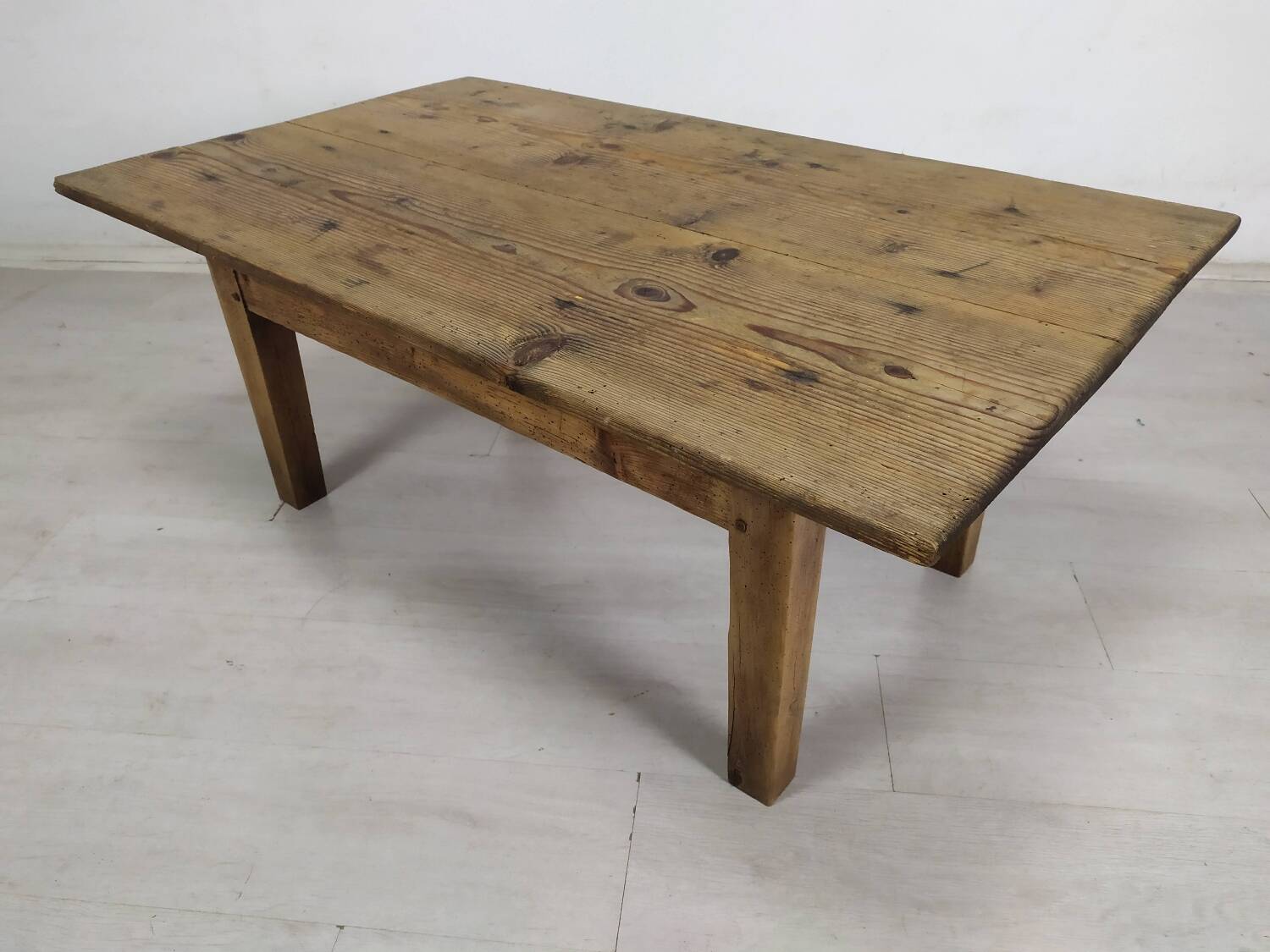 Farmhouse coffee table