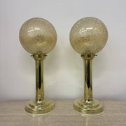 Lot de 2 grandes lampes de table globe en verre, années 1970