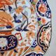 Assiette en porcelaine de style Imari, peinte à la main, Japon, milieu du XX