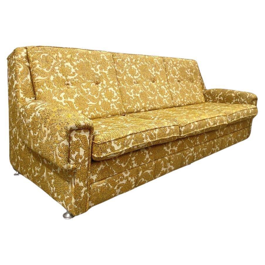 Canapé pliant rembourré du milieu du siècle, années 1970, Europe centrale