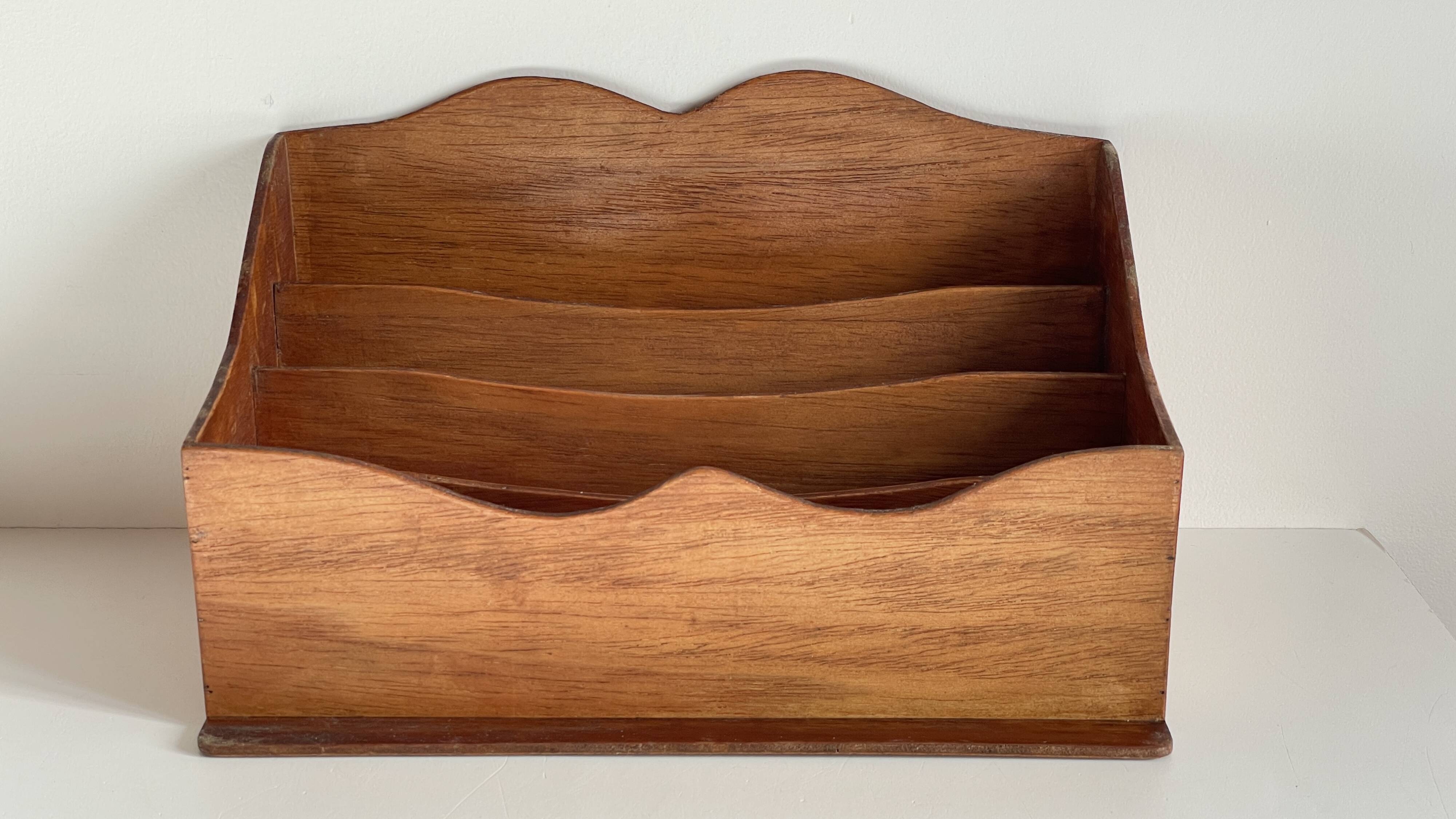 Porte courrier de bureau vintage en bois