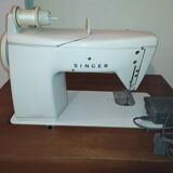 Furniture singer 700 and sewing machine