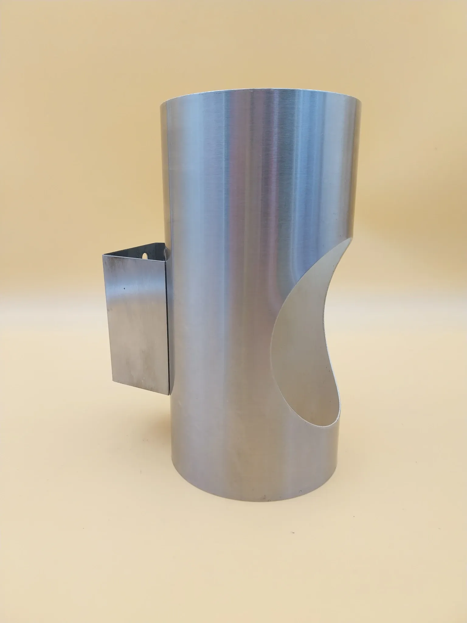 Brushed chrome metal wall light Max Sauze