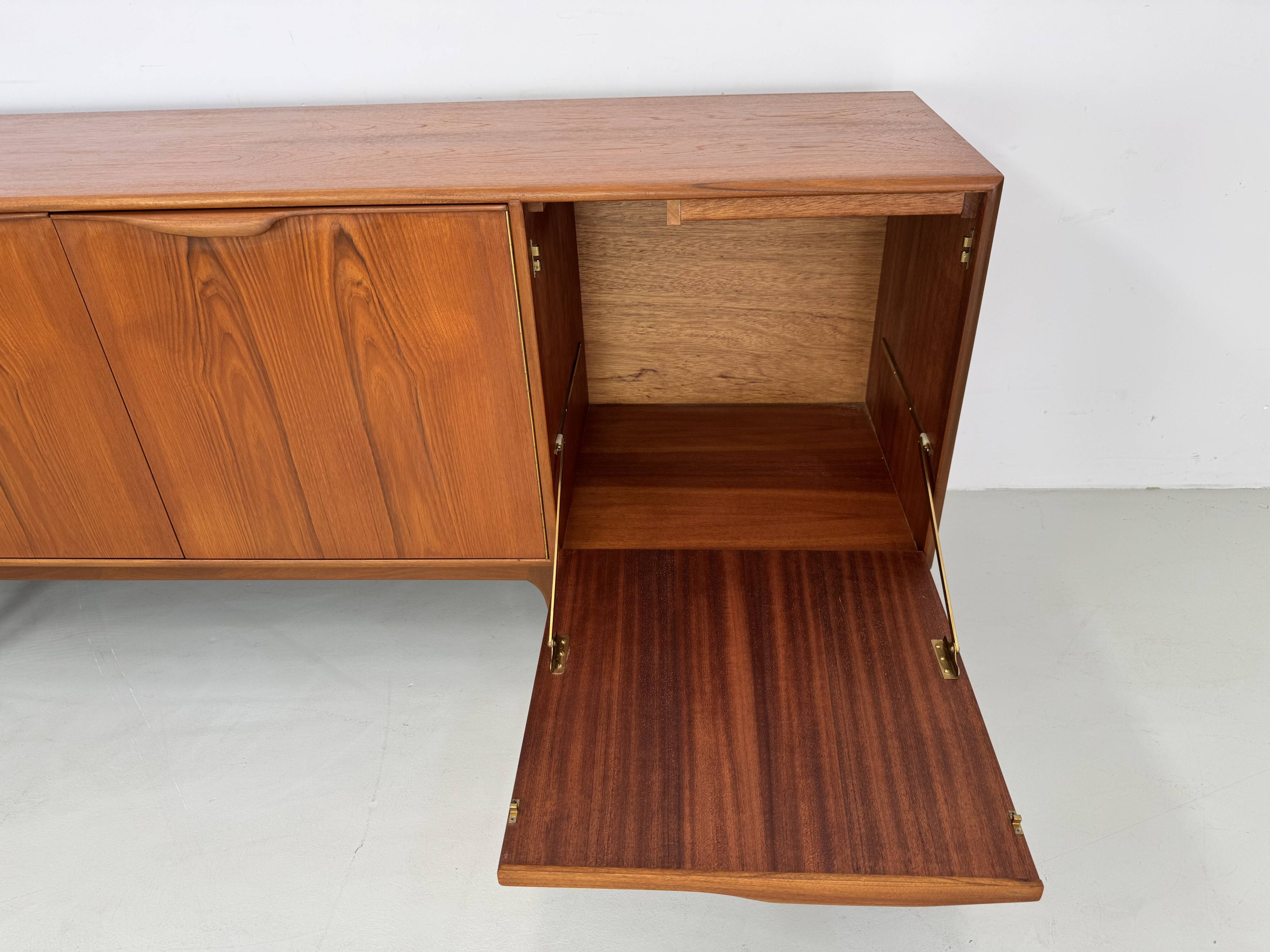 Vintage sideboard by McIntosh design by T. Robertson from the 1960s.