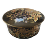 Fine ceramic bezel with polychrome floral motifs and hand-painted gold Imperial Kiku Japan