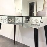 Dressing table vintage art déco in mirror