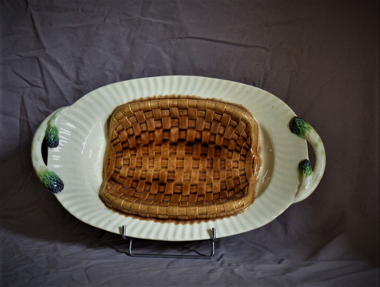 Barbotine asparagus dish