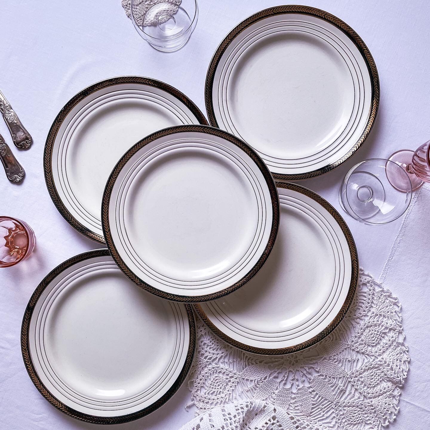 5 flat plates St-Amand