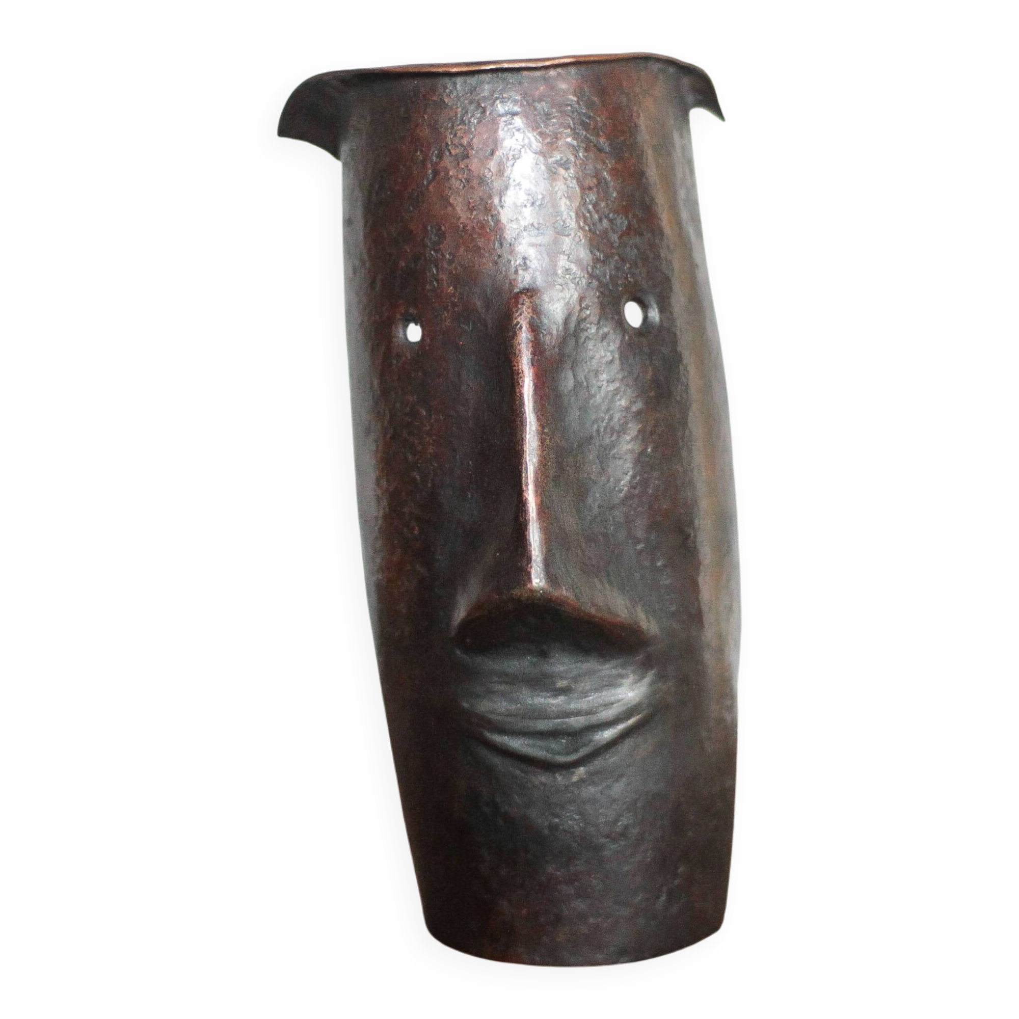Copper sculpture signed Beaucousin Gérard, face-shaped sculpture, collection.