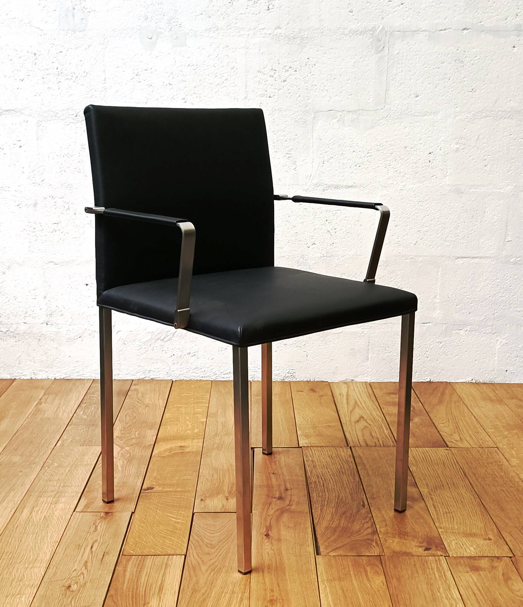 Leo office chair, Girsberger
