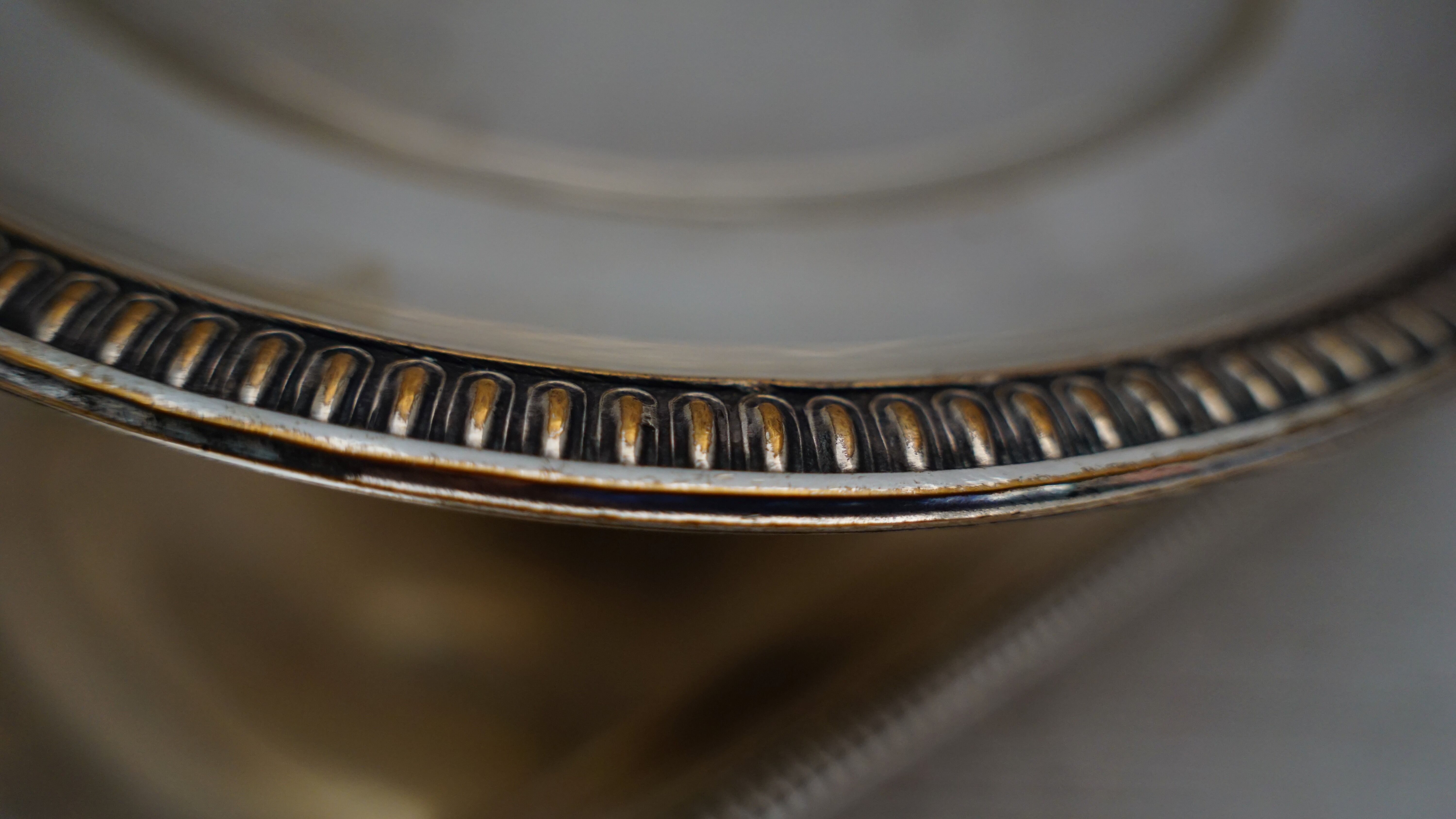 Duo of two small serving dishes