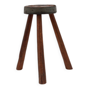 Tabouret tripode brutaliste