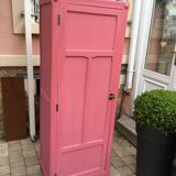 Parisian wardrobe bonnetière