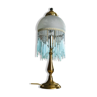 Tassel table lamp