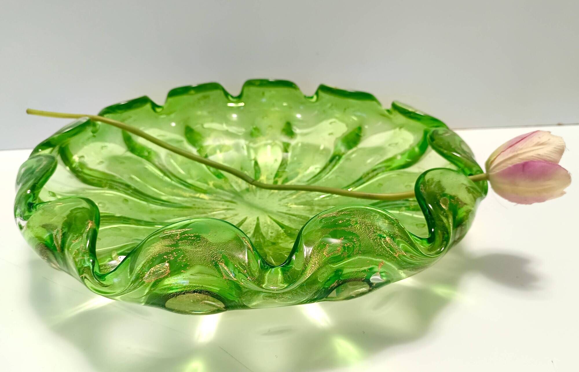 Large Green Bullicante Murano Glass Bowl or Centerpiece with Gold Leaf