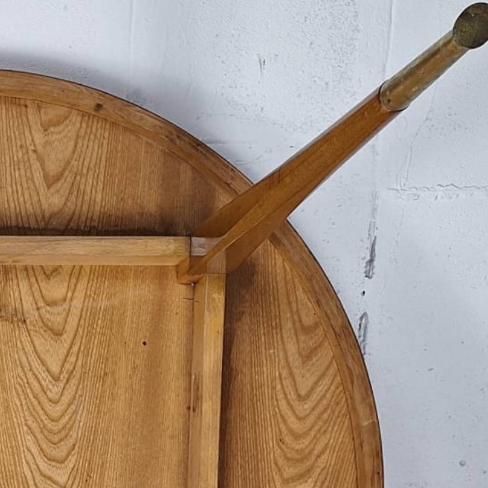 Italian round table with tapered brass leg ends, 1950s