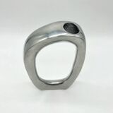 Vase sculptural en fonte d’aluminium — 1980s