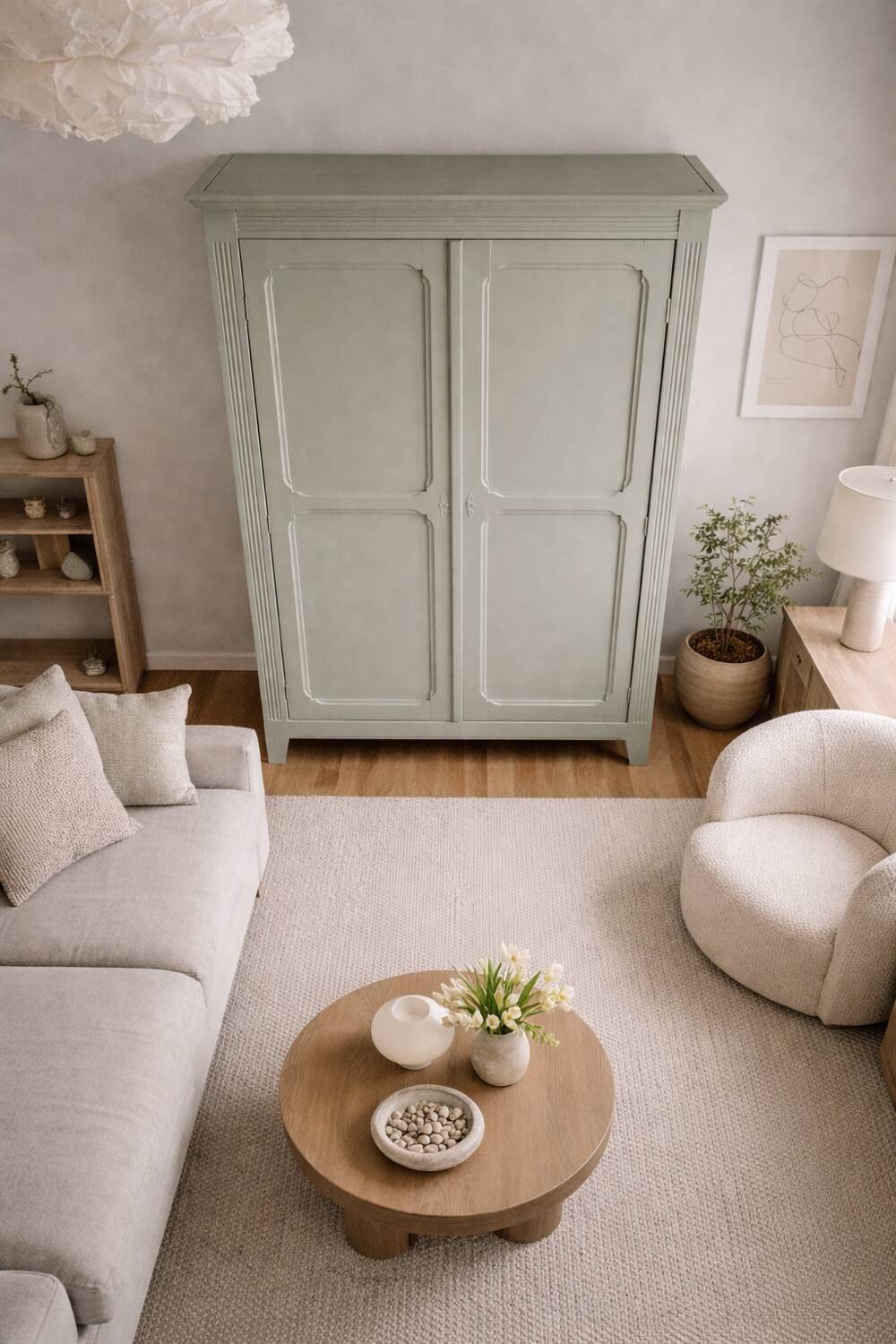 Armoire parisienne