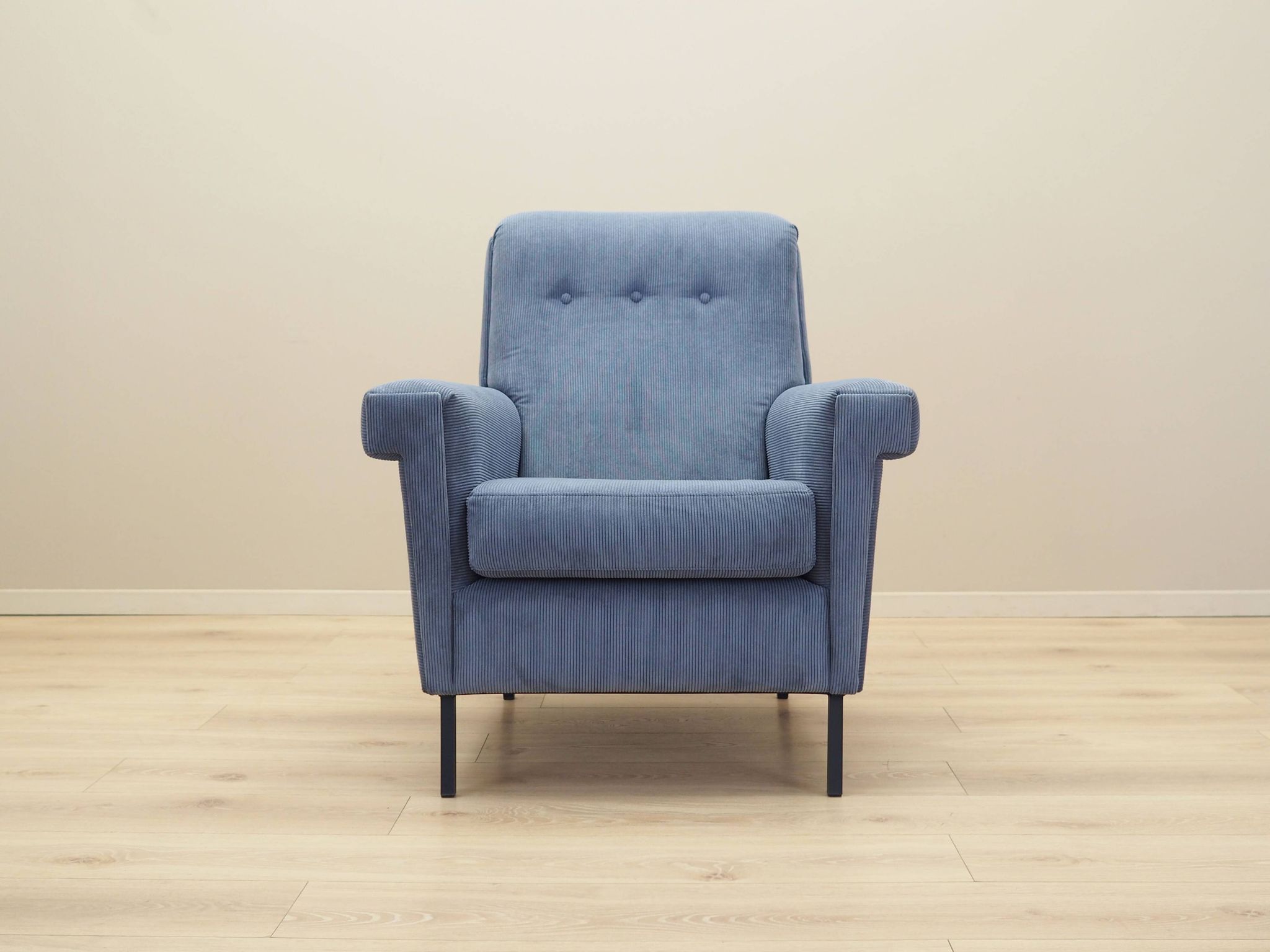 Lounge armchair, Italian design, 1970s, production: Italy