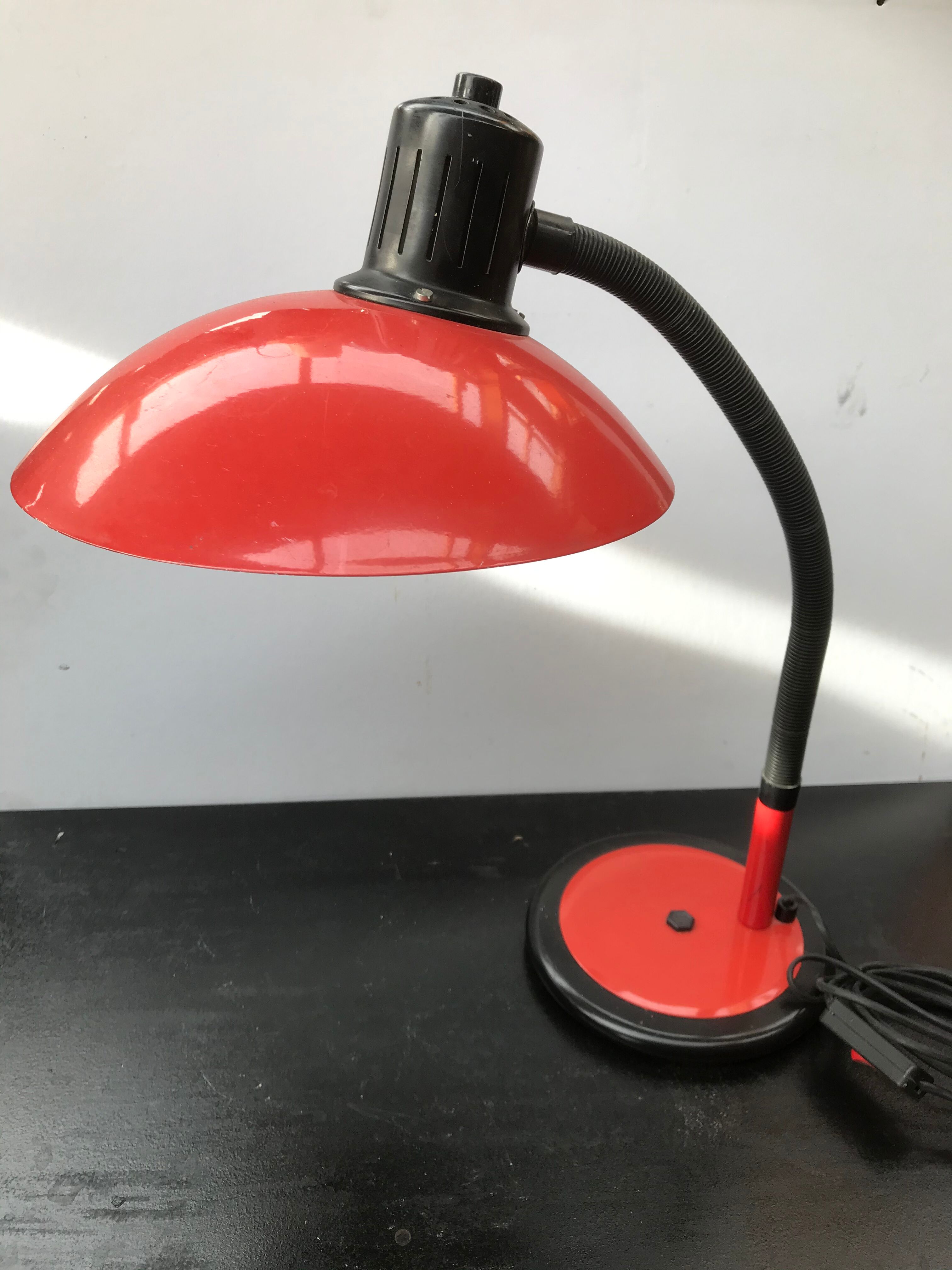 Office lamp Aluminor red metal