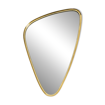 Heavy mid-century brass kidney-shaped wall mirror from Münchner Zierspiegel