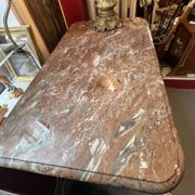 Oak hunting buffet in Louis XIV style, 18th century, with a marble top.