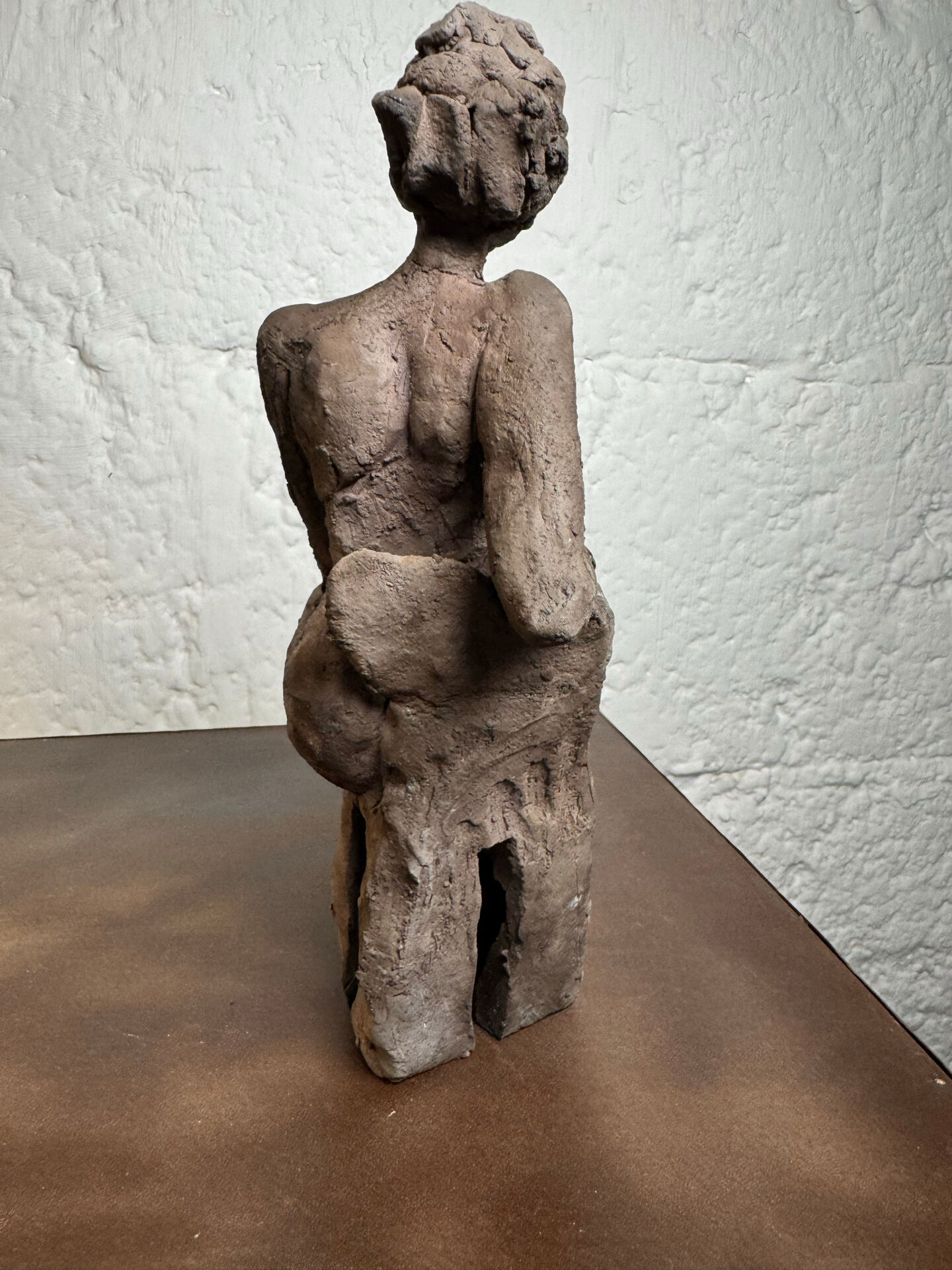 Sculpture étude d’un nu céramique raku