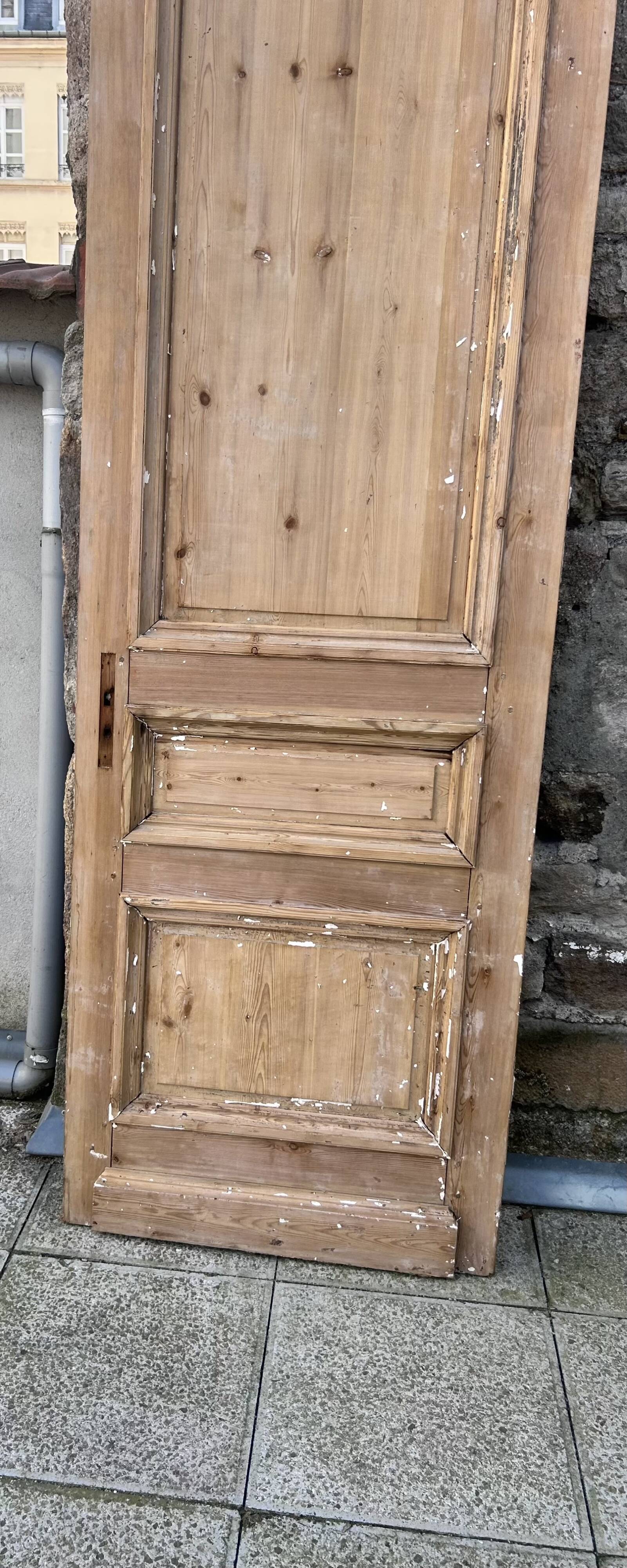 Haussmann-style door