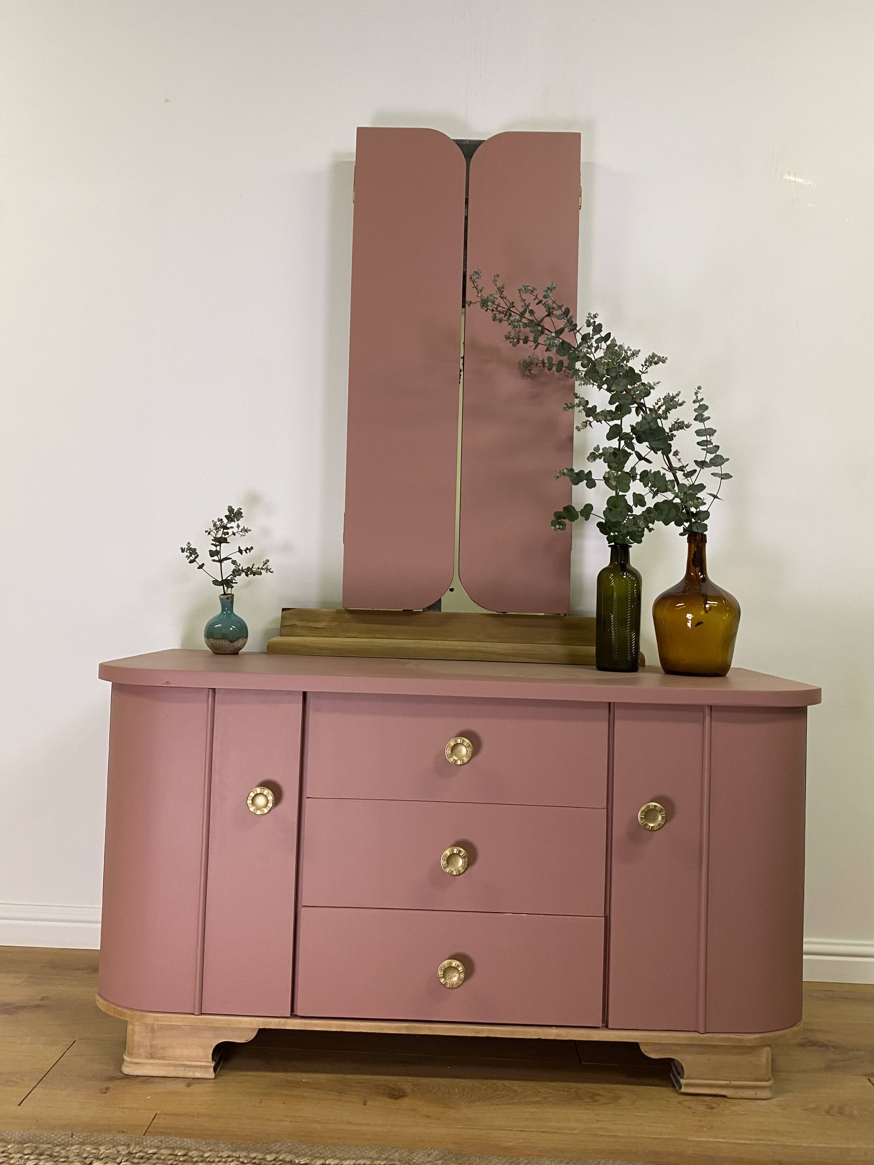 Vintage dressing table