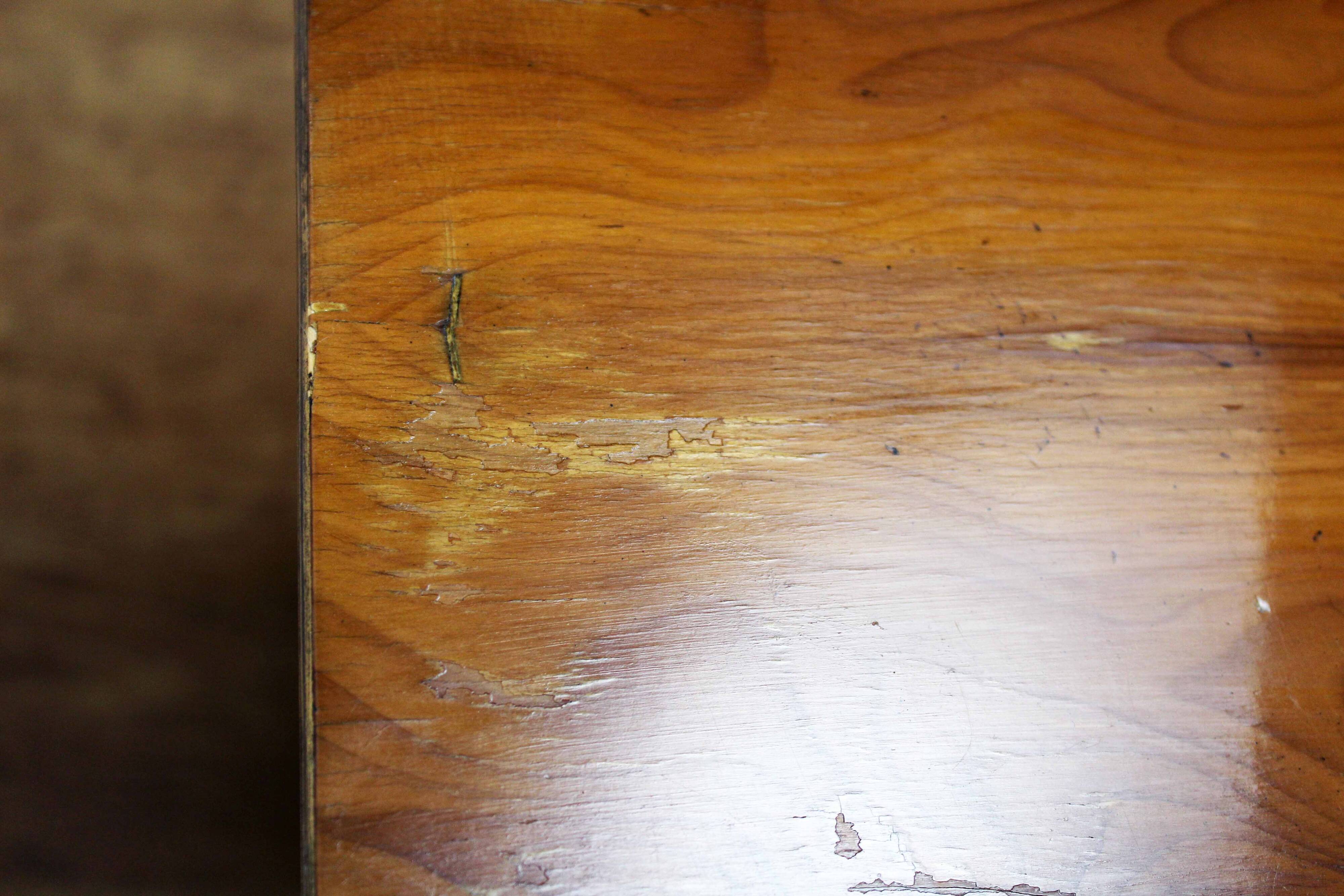 Small chest of drawers from the 50s