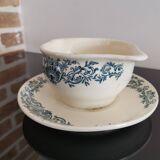 Longchamp earthenware gravy boat, Coquille decor