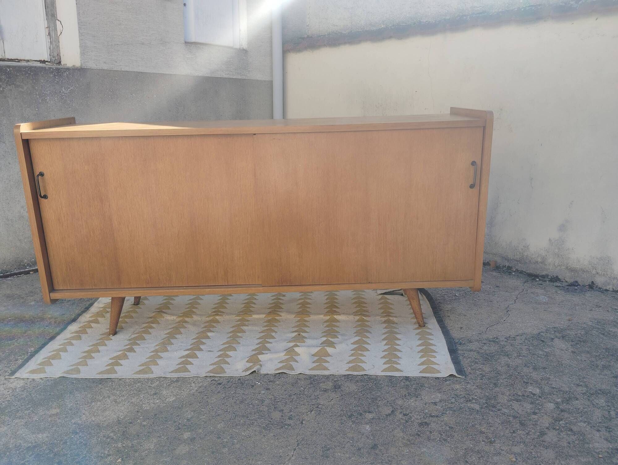Low buffet / Vintage Scandinavian sliding sideboard
