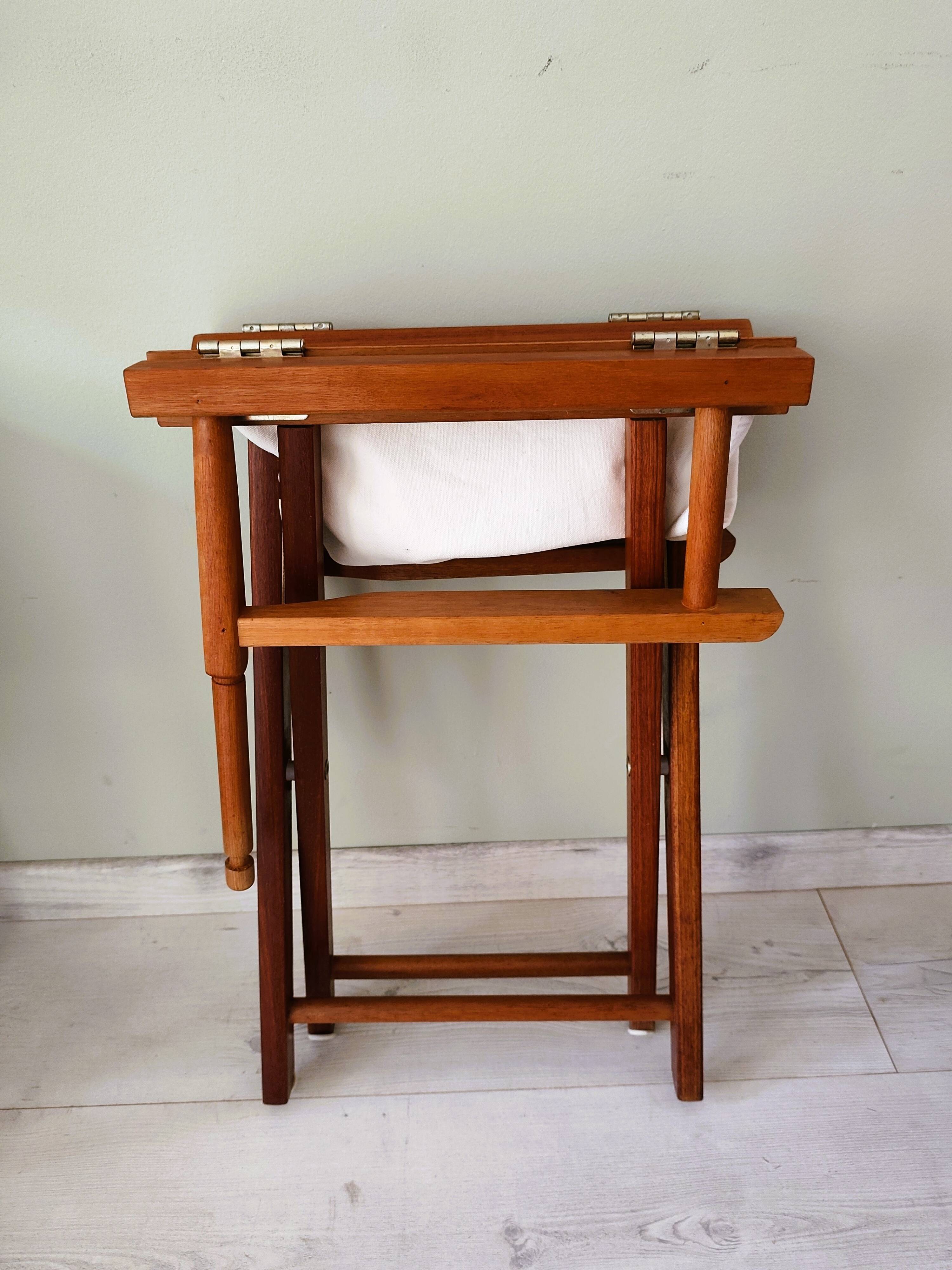 "Director's" folding armchair in solid wood