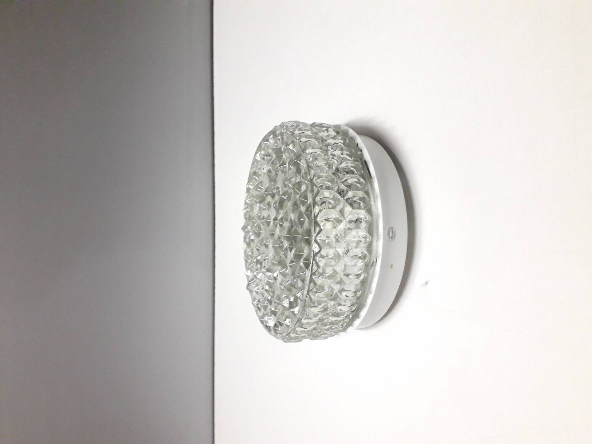 Vintage ceiling light / wall light - Molded glass - diamond tips - 1970s