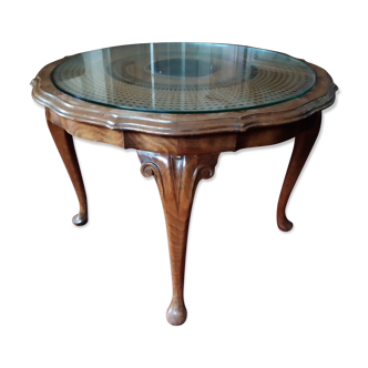 Retro living room round table