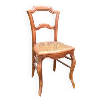 Chaise cannelée ancienne