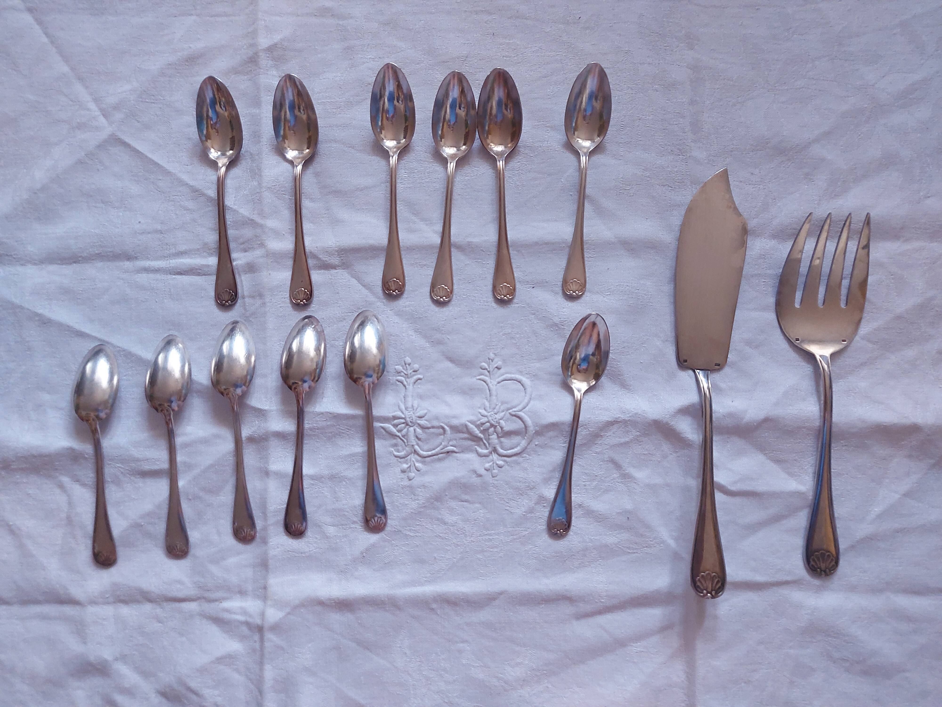 Cutlery in silvered metal, goldsmith Mondial