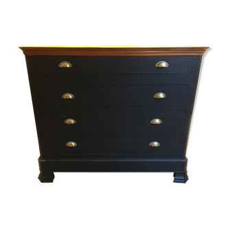 Old oak chest of drawers