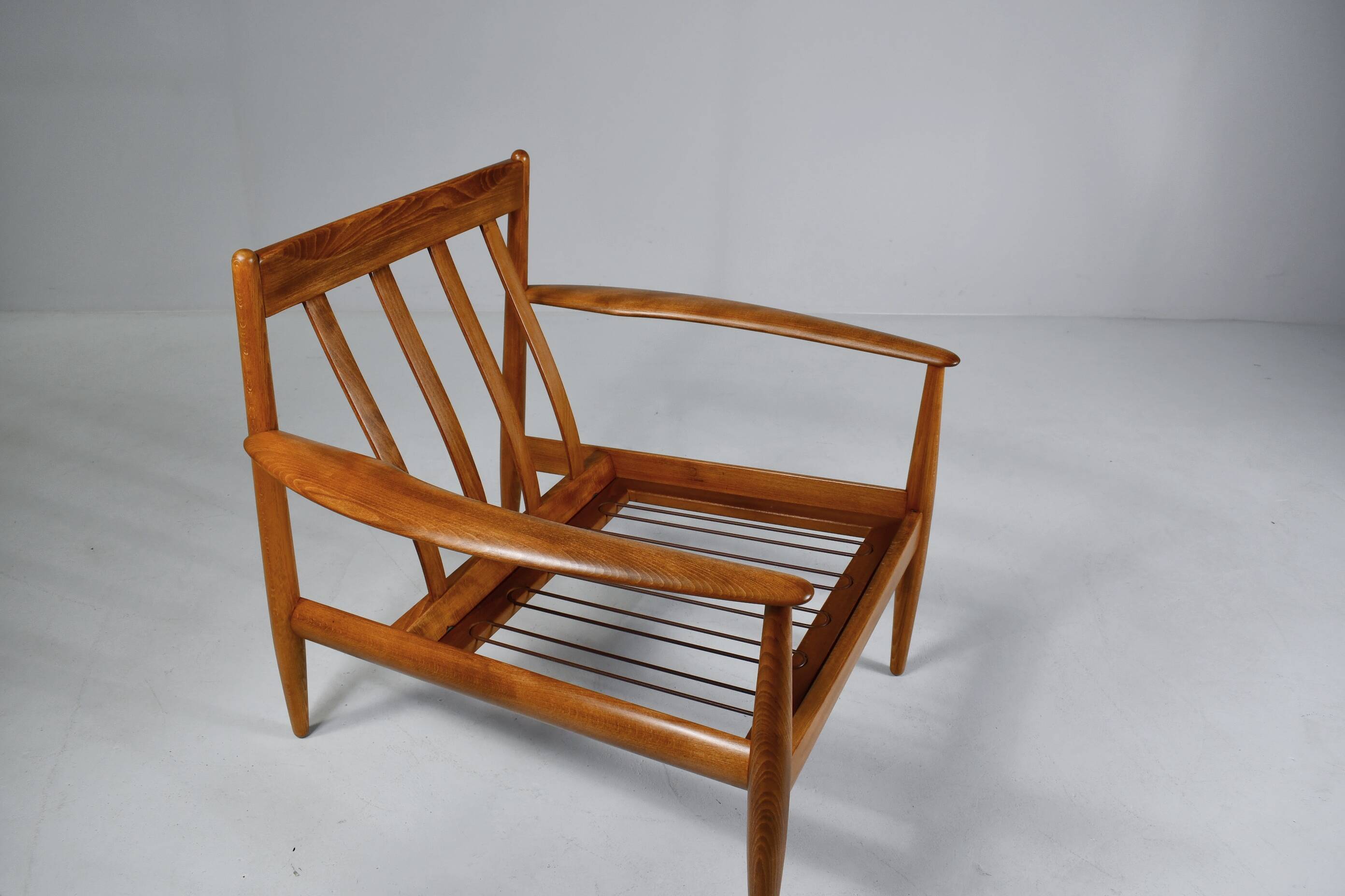 Fauteuil par Grete Jalk pour France & Daverkosen Modèle 118