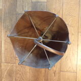 Umbrella door in the shape of an umbrella