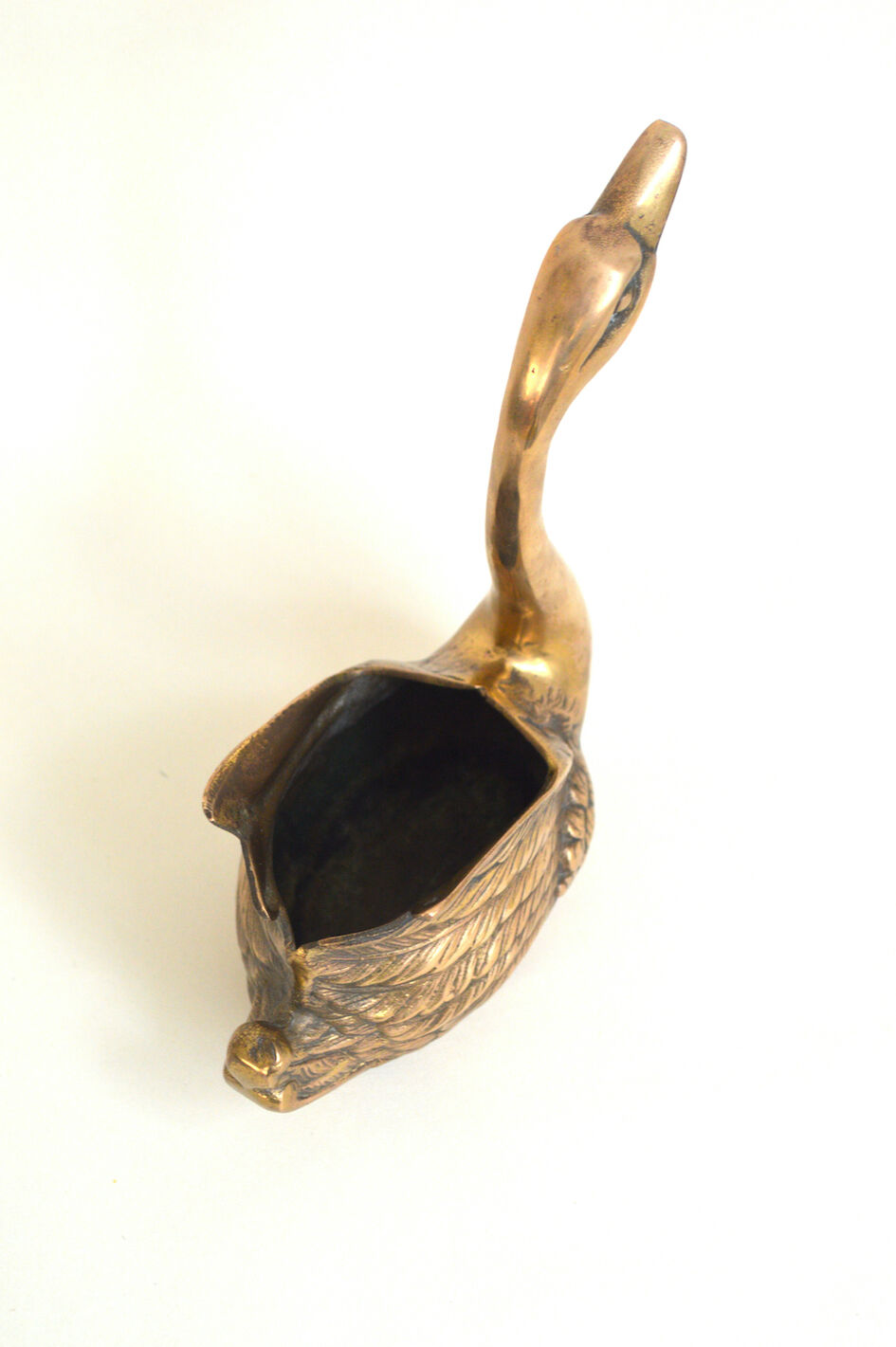 Brass swan pot cover