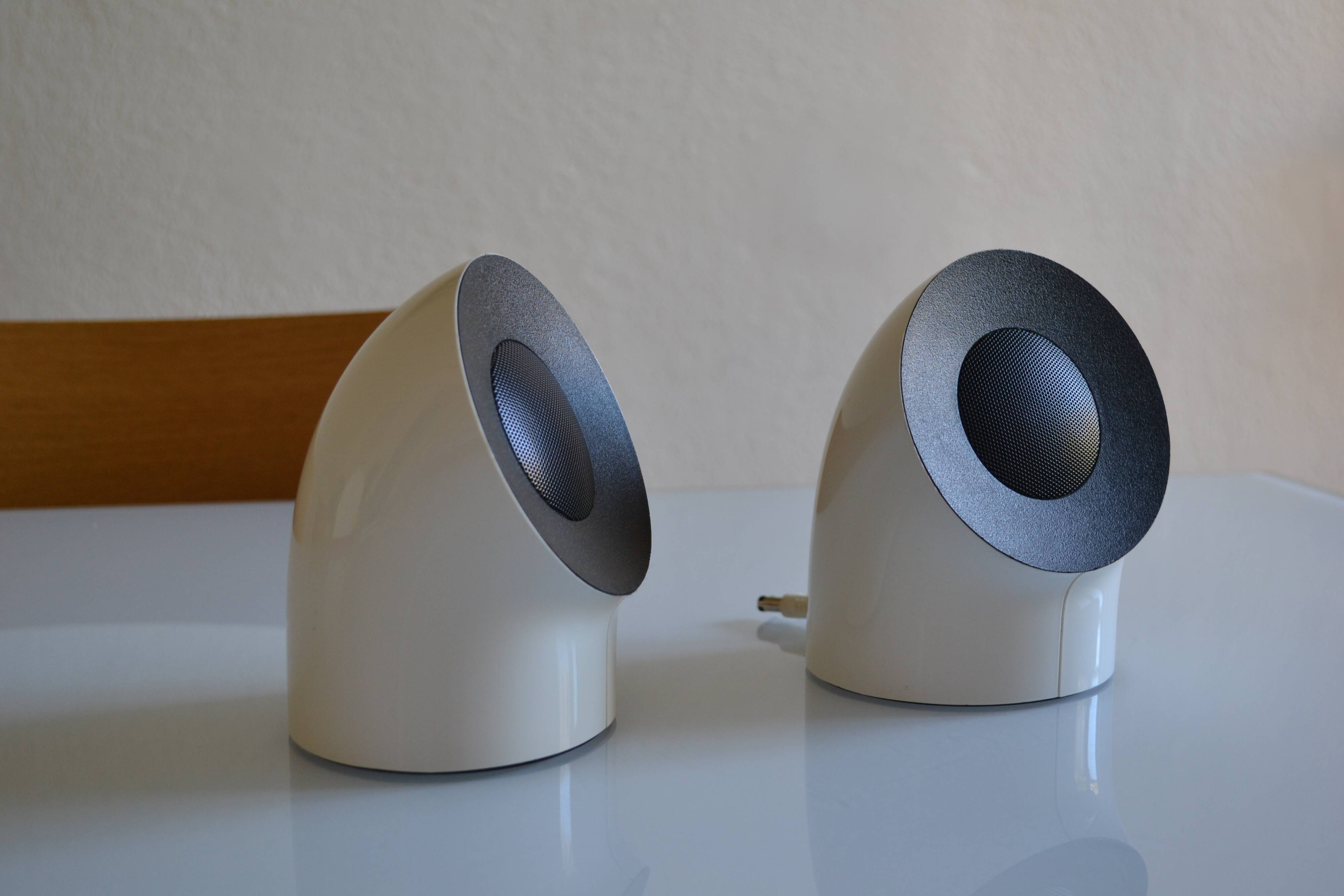 Bobourg Speakers, LaCie, Neil Poulton