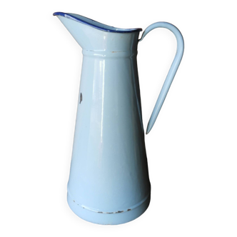 Enameled water jug